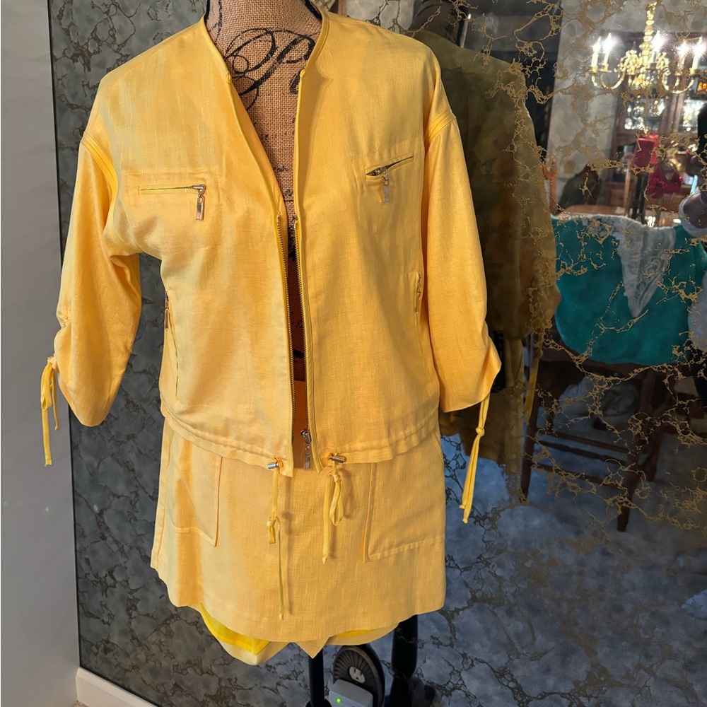 Cache Matching Jacket And Skort. Rouched Arms Lik… - image 1